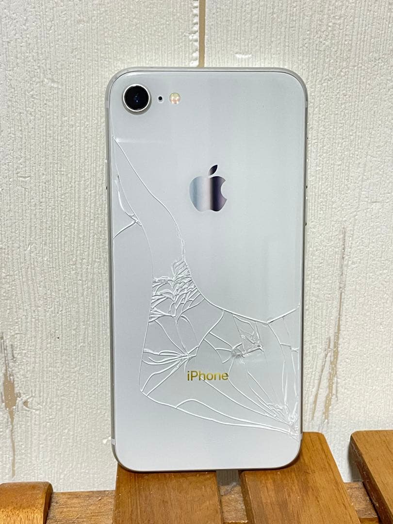 iPhone8 本体 ジャンク