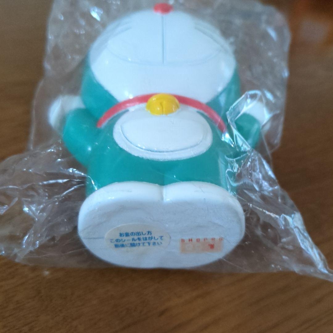 ドラえもん　貯金箱　未開封新品