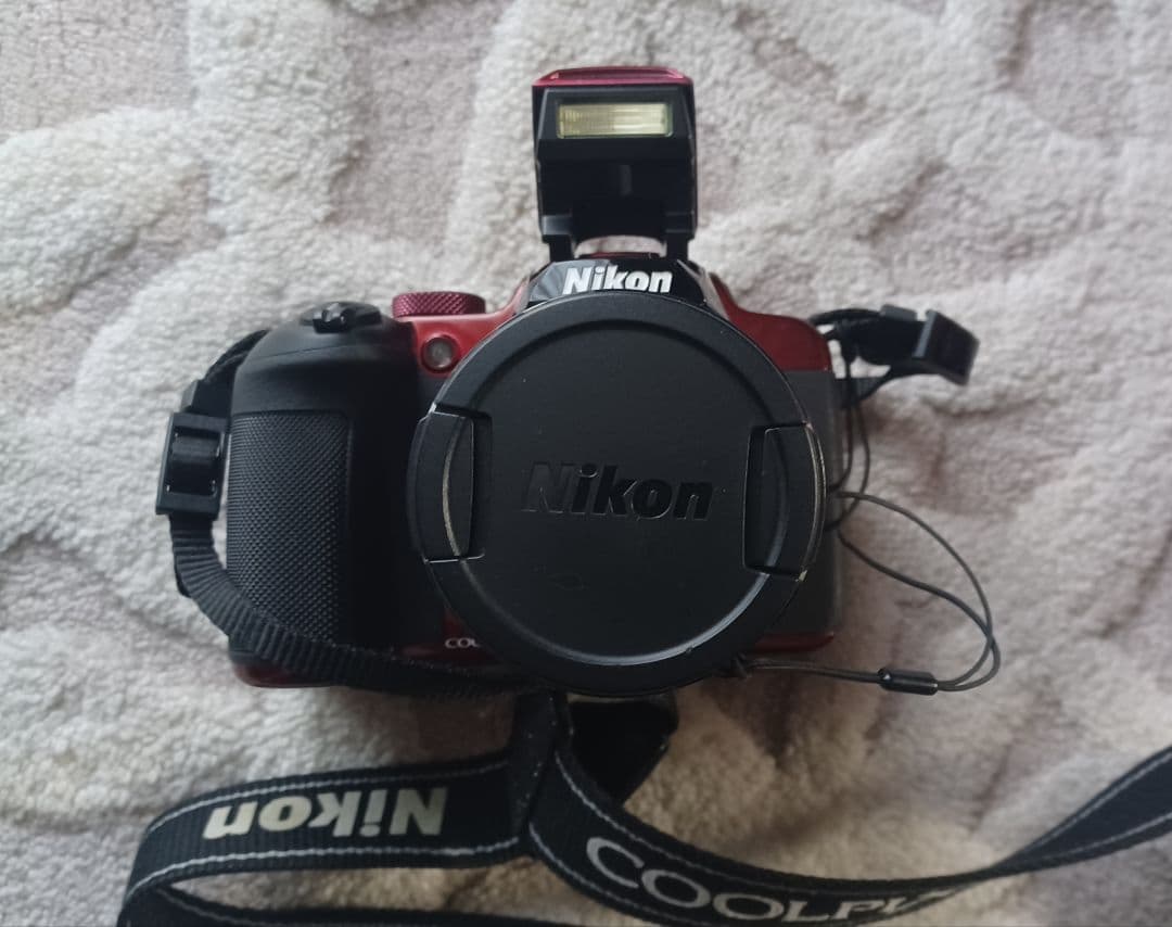 Nikon COOLPIX B700 赤