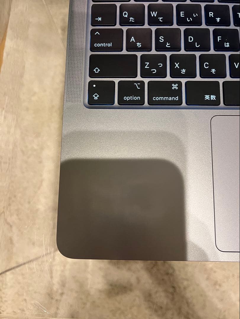 MacBook Air M1 8GBスペースグレー
