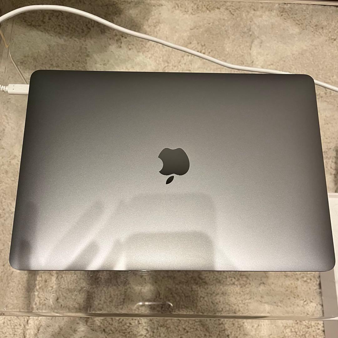 MacBook Air M1 8GBスペースグレー