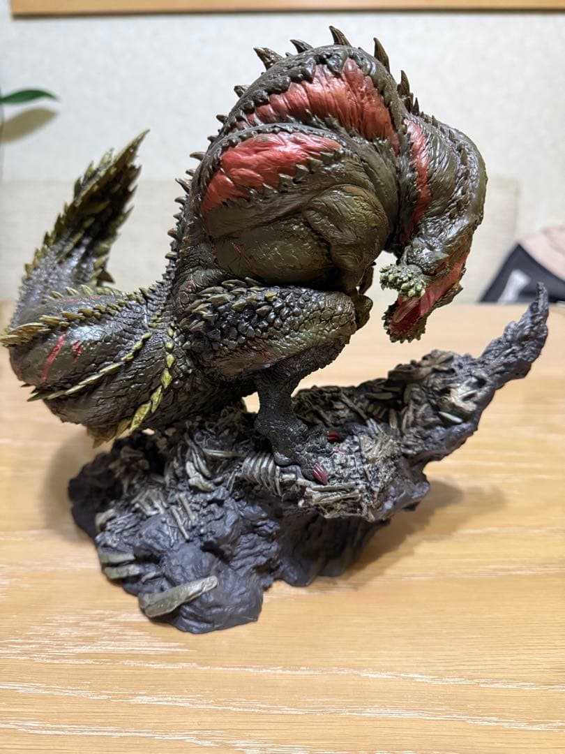 モンハンカプコン クリエイターズモデ ル恐竜イビルジョー フィギュア