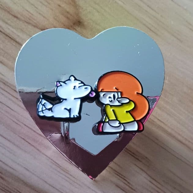 BUTTON＆CUFFLINKS　マムアンちゃん　イヤリング