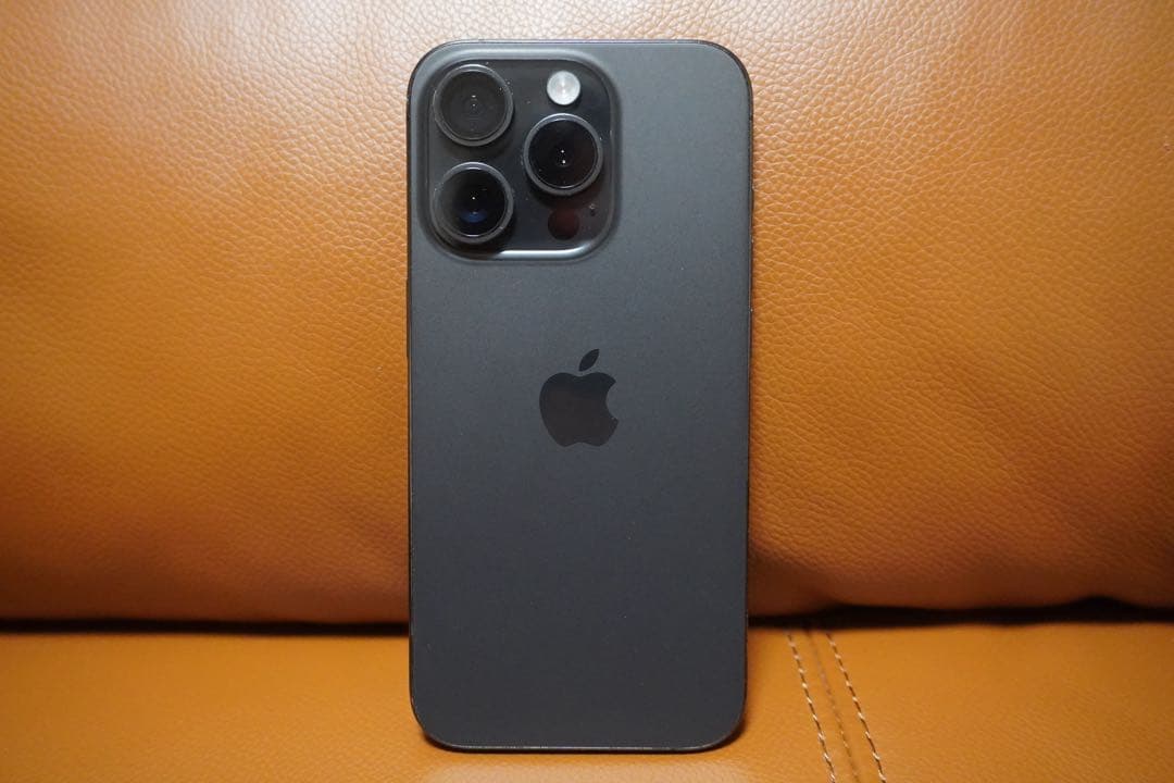 Apple iPhone15 Pro 256gb ブラックチタニウムSIMフリー