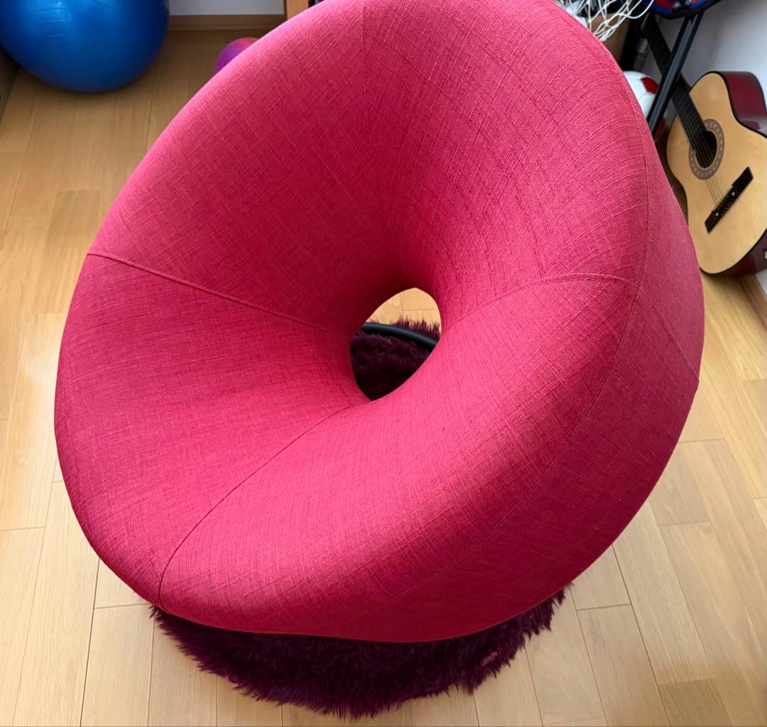 オブジェのようなソファー