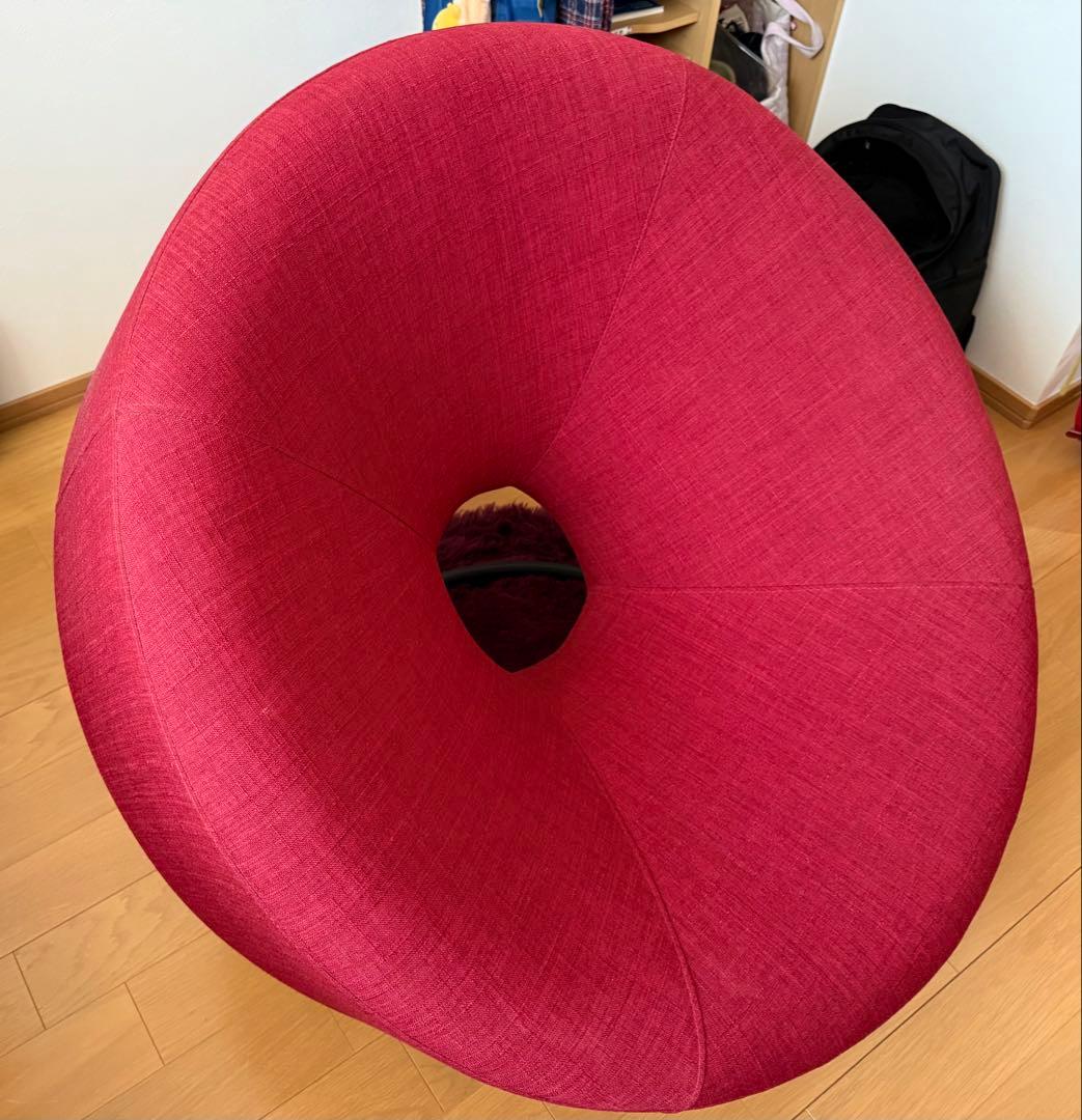 オブジェのようなソファー