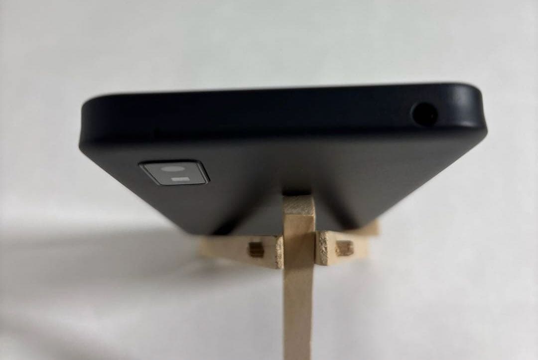 docomo AQUOS wish2 SH-51C チャコール