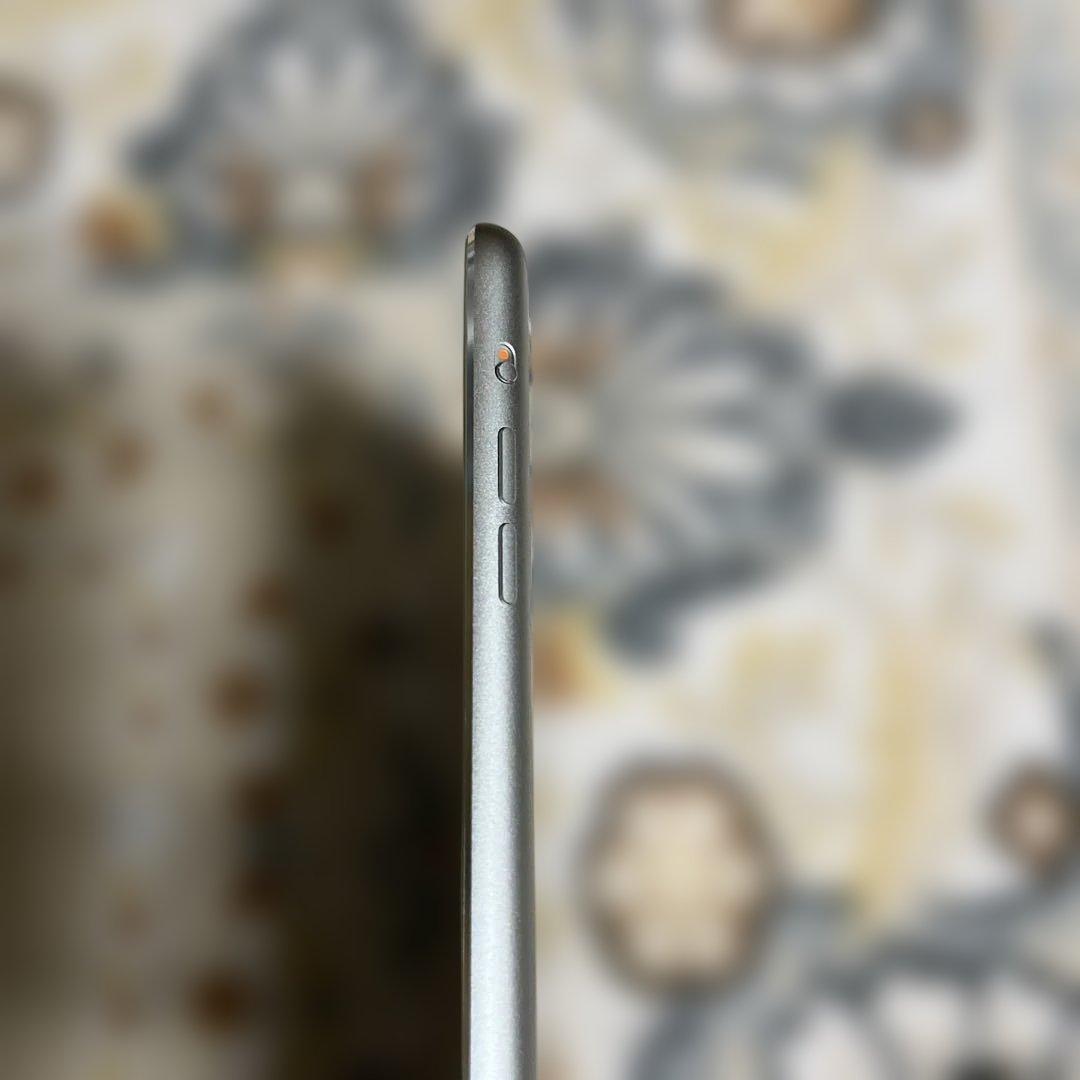 iPadmini 2 Wi-Fi + Cellular 16GB シルバー 本体