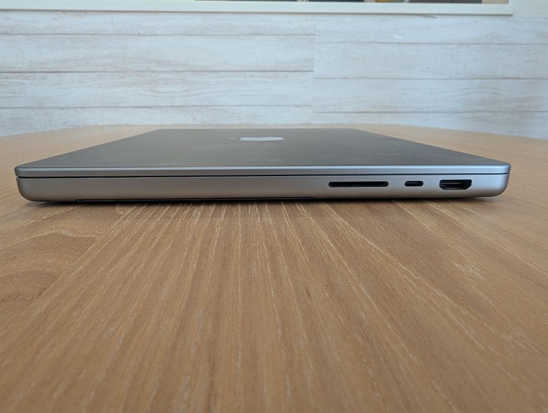 MacBook Pro 14インチ 2021 M1シルバー 16GB/512GB