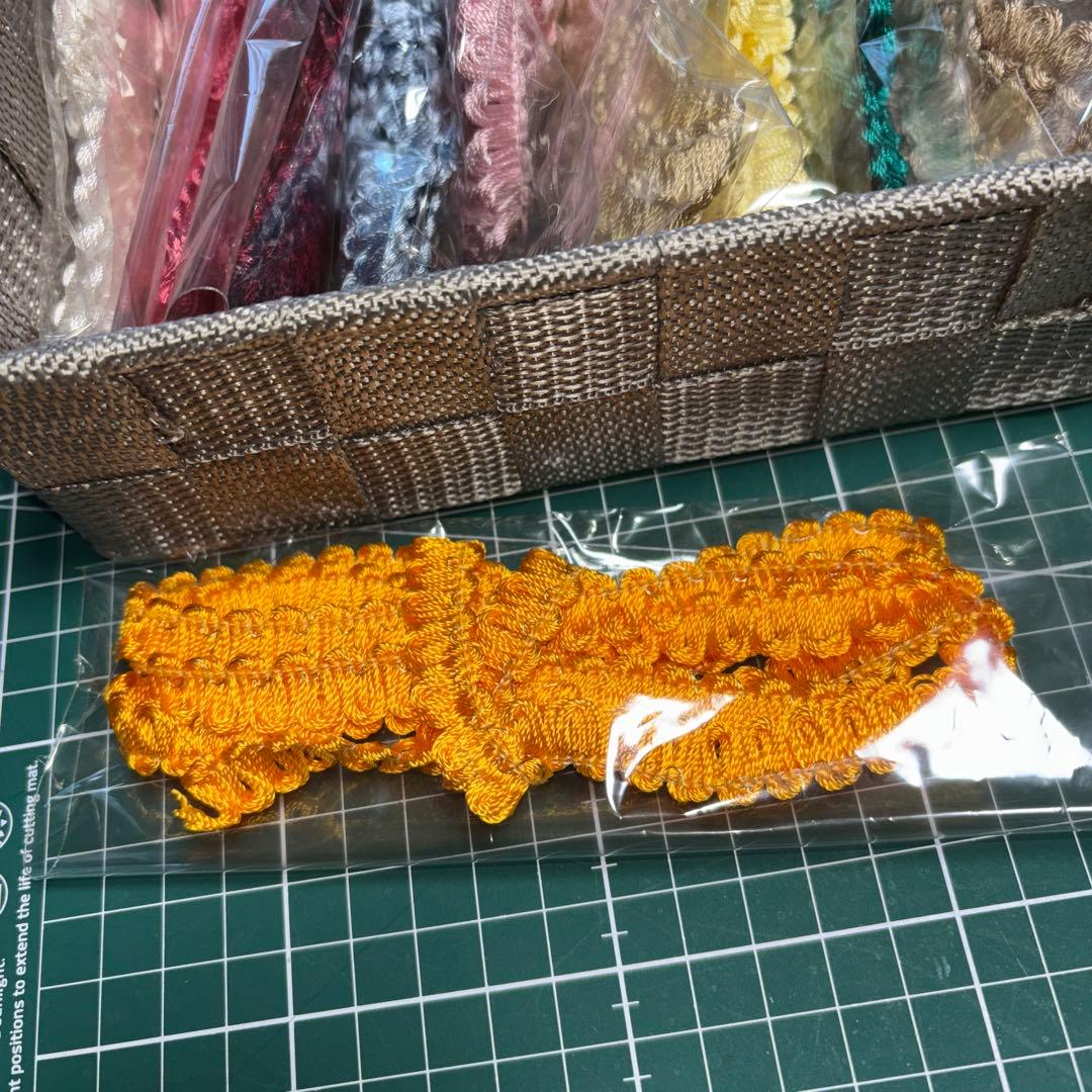 バンディーニタッセル用アクリルモール　40色　品番6244