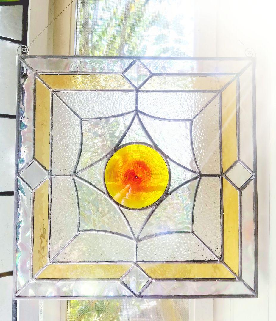 ステンドグラス　お日さまモチーフのパネル