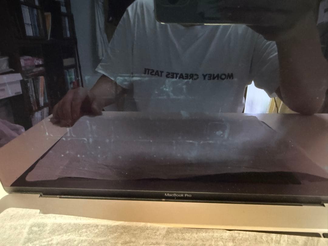 MacBook Pro 2019 16インチ スペースグレー