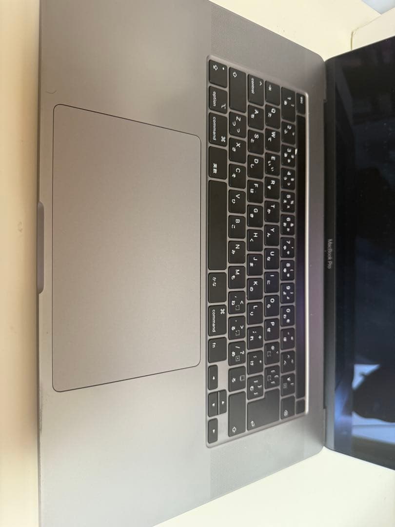 MacBook Pro 2019 16インチ スペースグレー