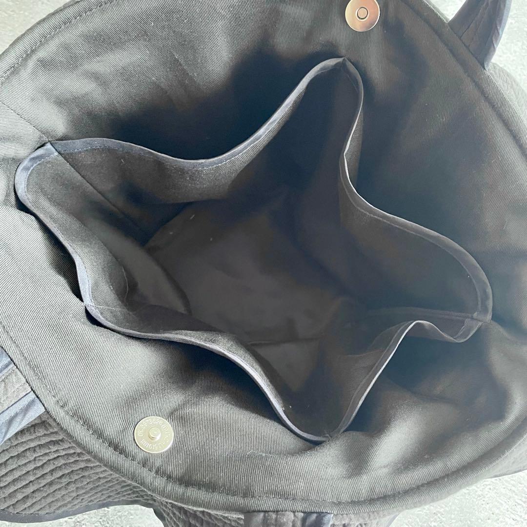 フリル付き丸底マルシェバッグ　ヌビバッグ　裏地付き　ブラック　ハンドメイド