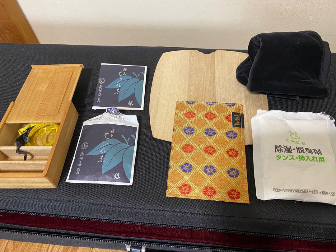 本日限定値下げ 津軽三味線　太棹　ケースと他備品セット