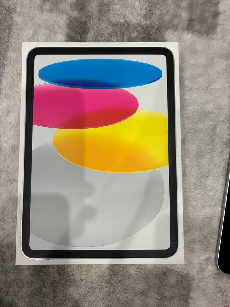 Apple iPad A16 (第11世代) シルバー 本体