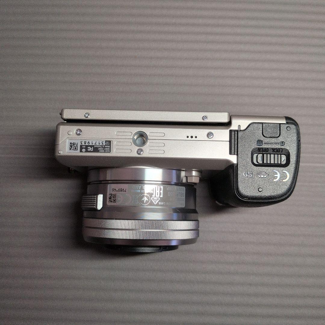 SONY α6000（ILCE-6000Y）ダブルズームレンズキット シルバー