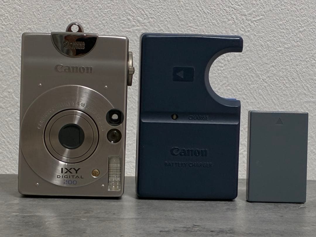 ⭐️美品⭐️ Canon IXY DIGITAL 200 コンパクトデジタルカメラ