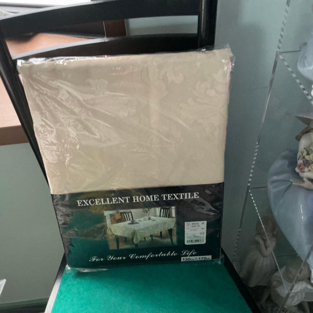 はっ水加工、川島織物セルコン、エレガントテーブルクロス 12000円