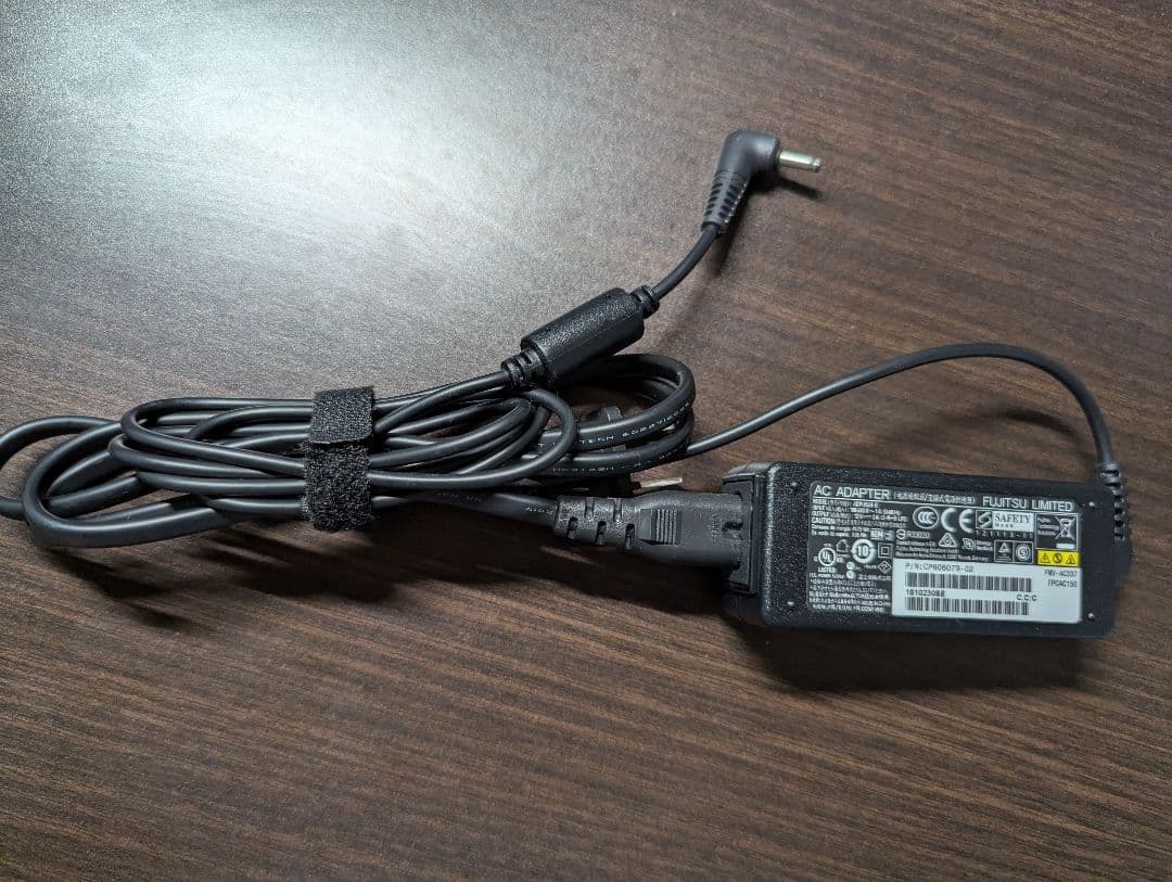 富士通 ARROWS Tab FARQ17002 Fujitsu タブレット