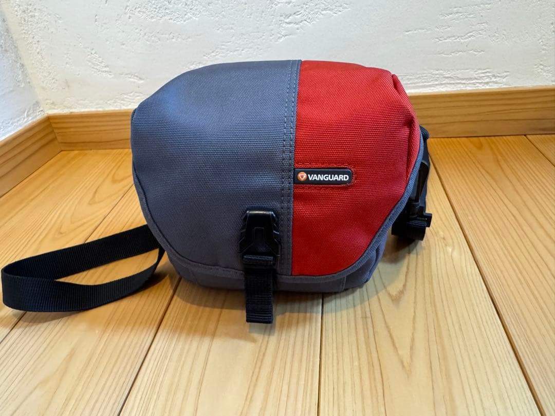 【モニター映らず】OLYMPUS OM-D ミラーレス一眼カメラ