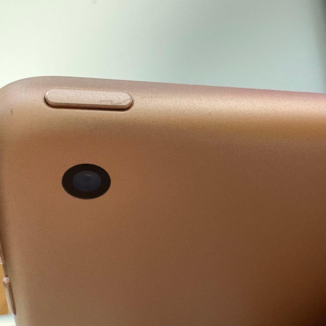 iPad 第6世代 ゴールド Wi-Fiモデル 32GB