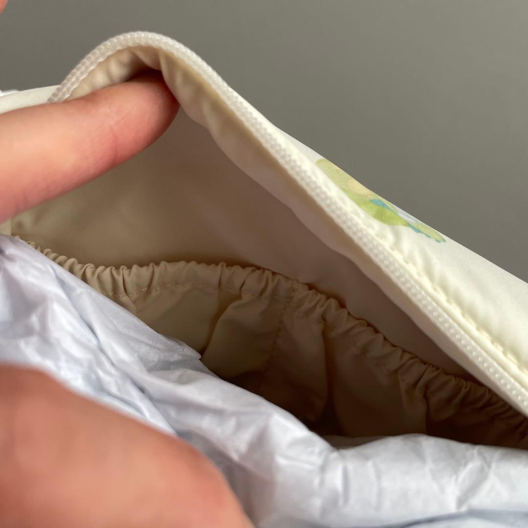 ディズニー　ダッフィー ジェラートピケ 総柄ポーチ　ダッフィー&フレンズ