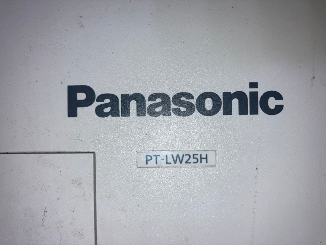 Panasonic PT-LW25H プロジェクター