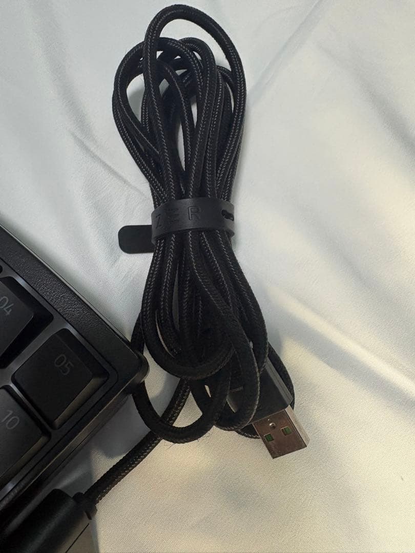 Razer TARTARUS V2 メカメンブレンキーパッド