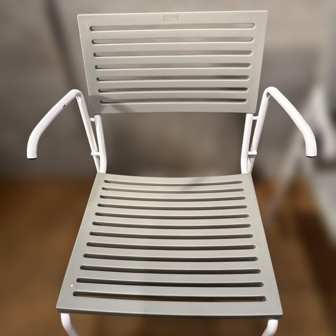Cassina ixc. Alias SAFARI Chair 1-2脚