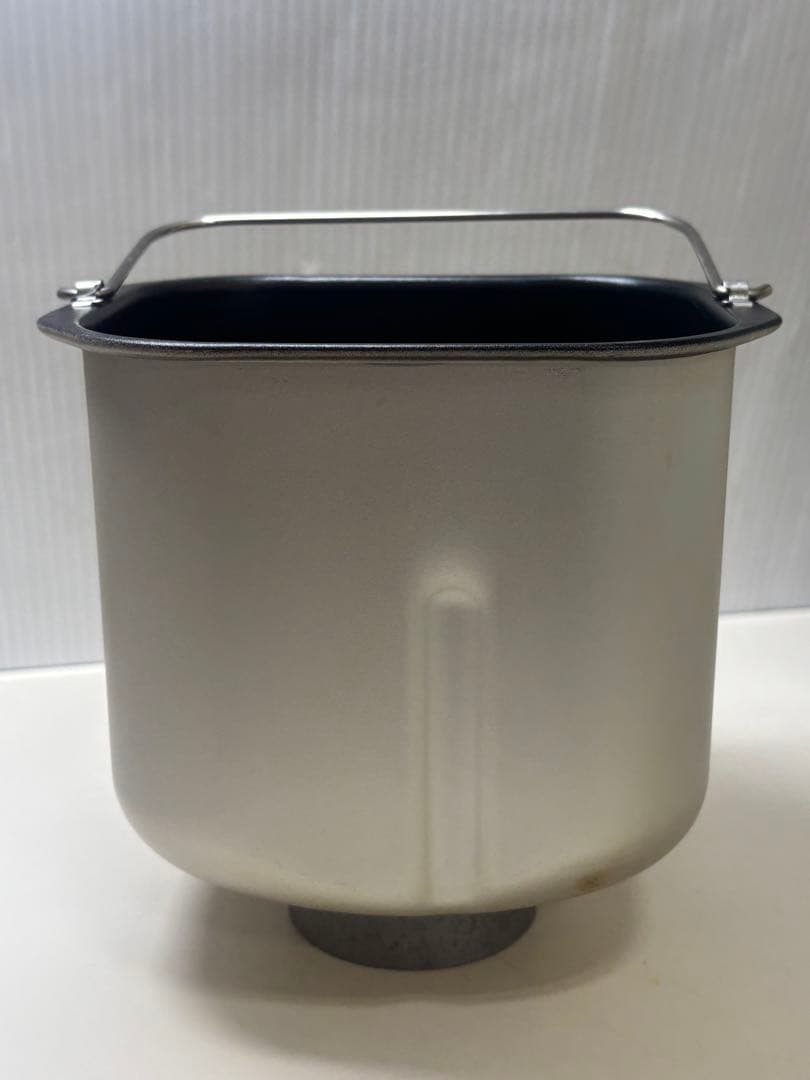 アイリスオーヤマ コンパクト ホームベーカリー IBM-010-C 中古品