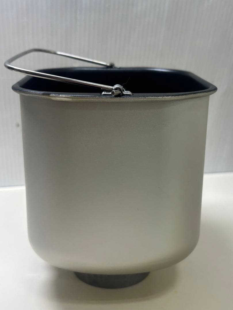 アイリスオーヤマ コンパクト ホームベーカリー IBM-010-C 中古品