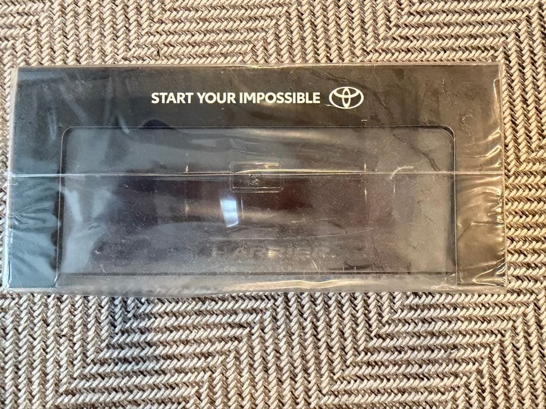 非売品HARRIER ミニカー 219プレシャスブラックパール