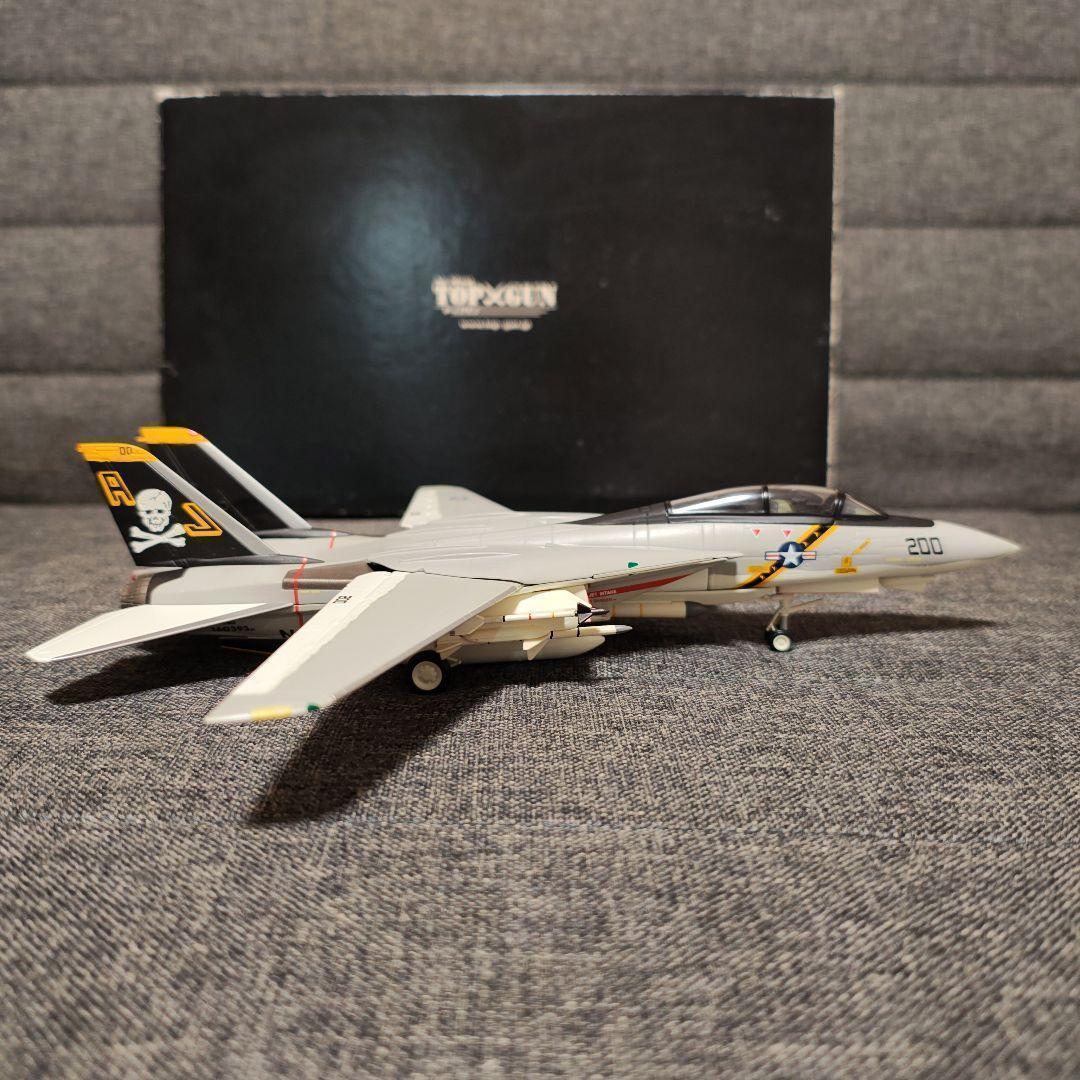 ホーガン　F-14A トムキャット　ジョリー・ロジャース　1/80