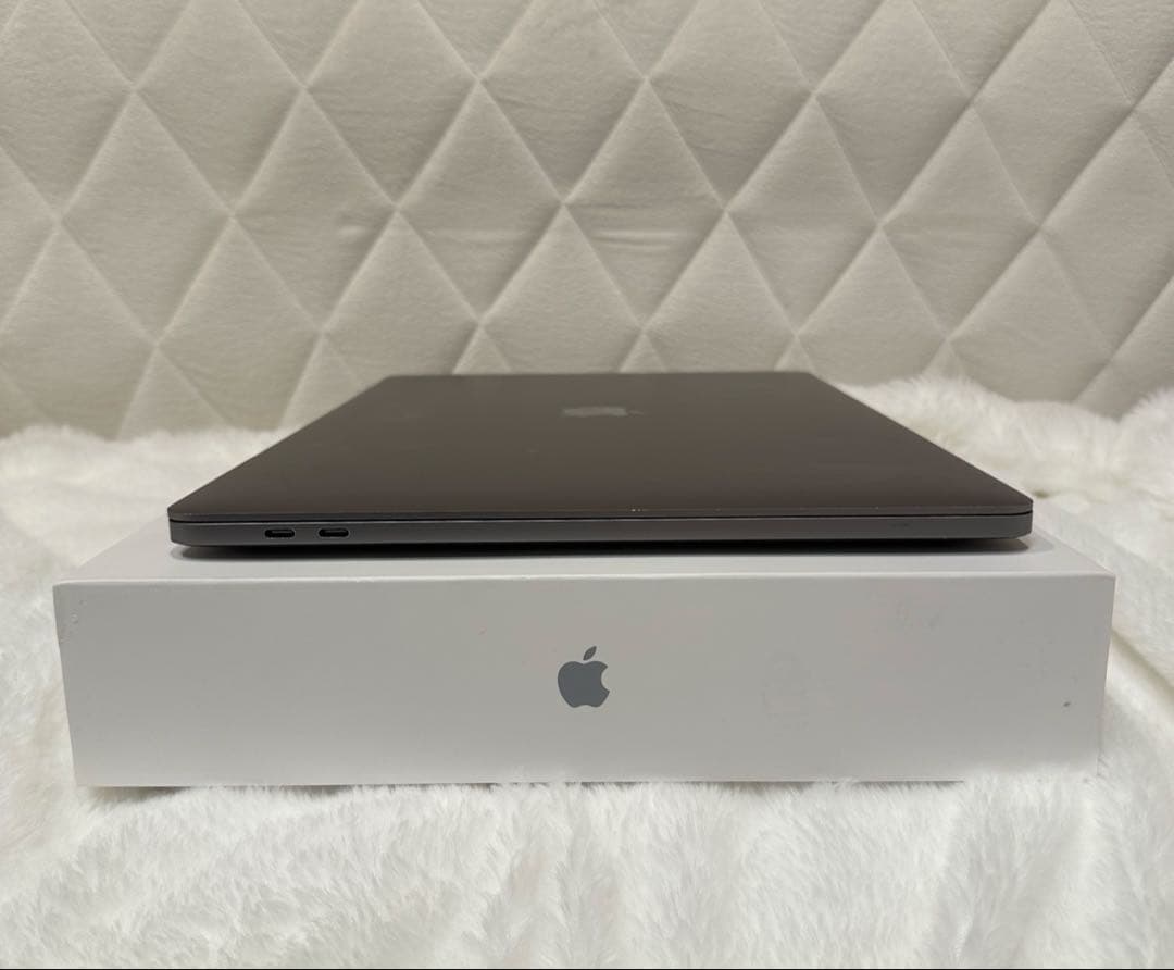 MacBook Pro 16インチ 2019 16GB 動作良好