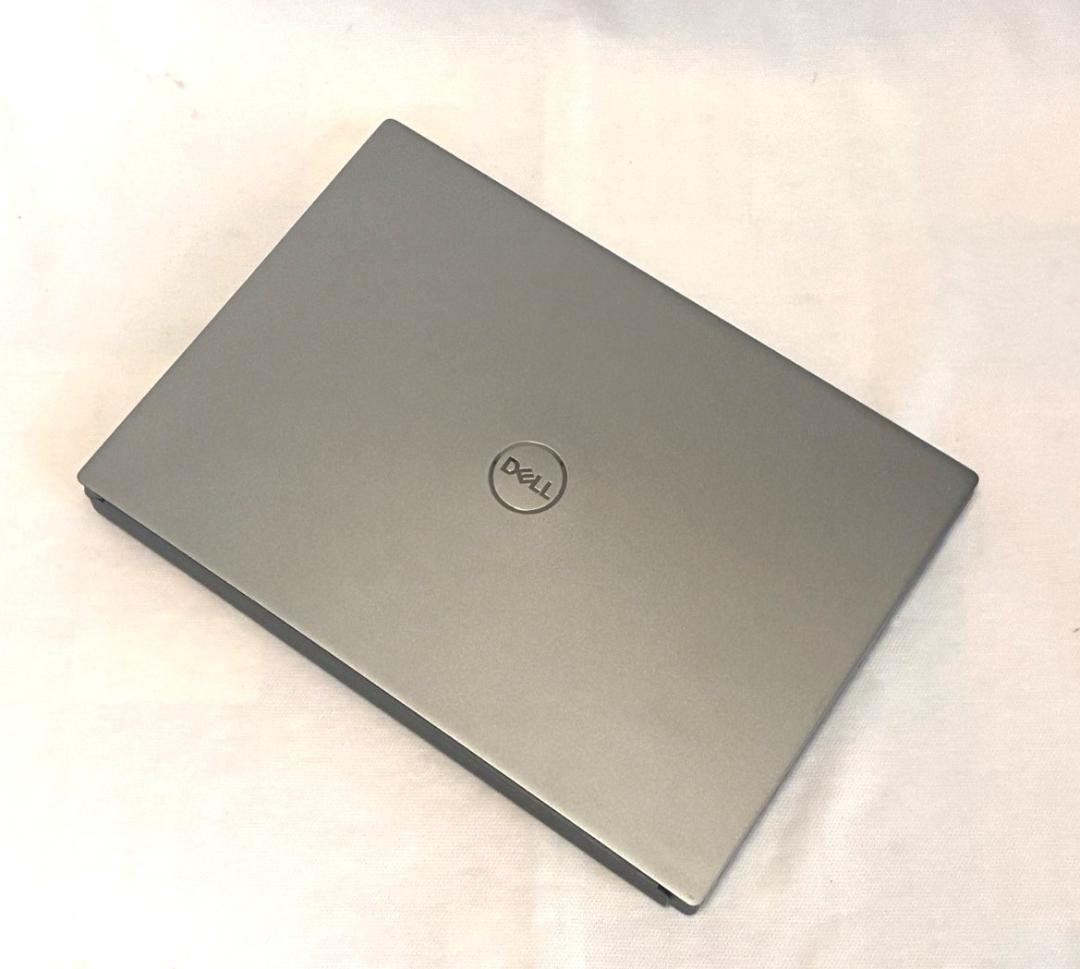 超美品 DELL Vostro 5320 2022年製 i7 12世代 EVO