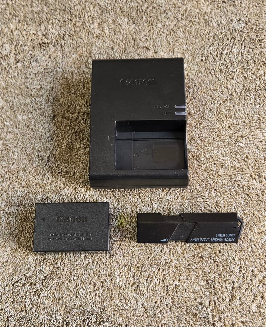 Canon EOS Kiss X9i　本体＋レンズ2本　一眼レフ　カメラ　セット