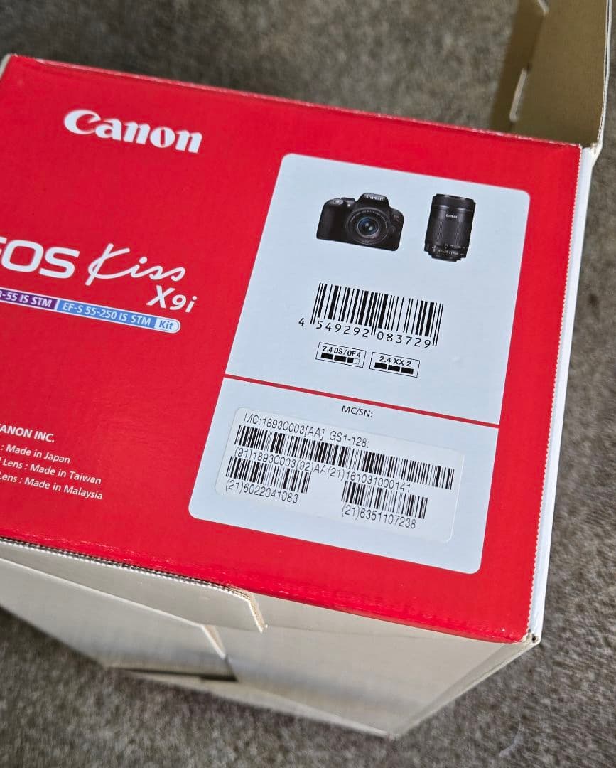 Canon EOS Kiss X9i　本体＋レンズ2本　一眼レフ　カメラ　セット