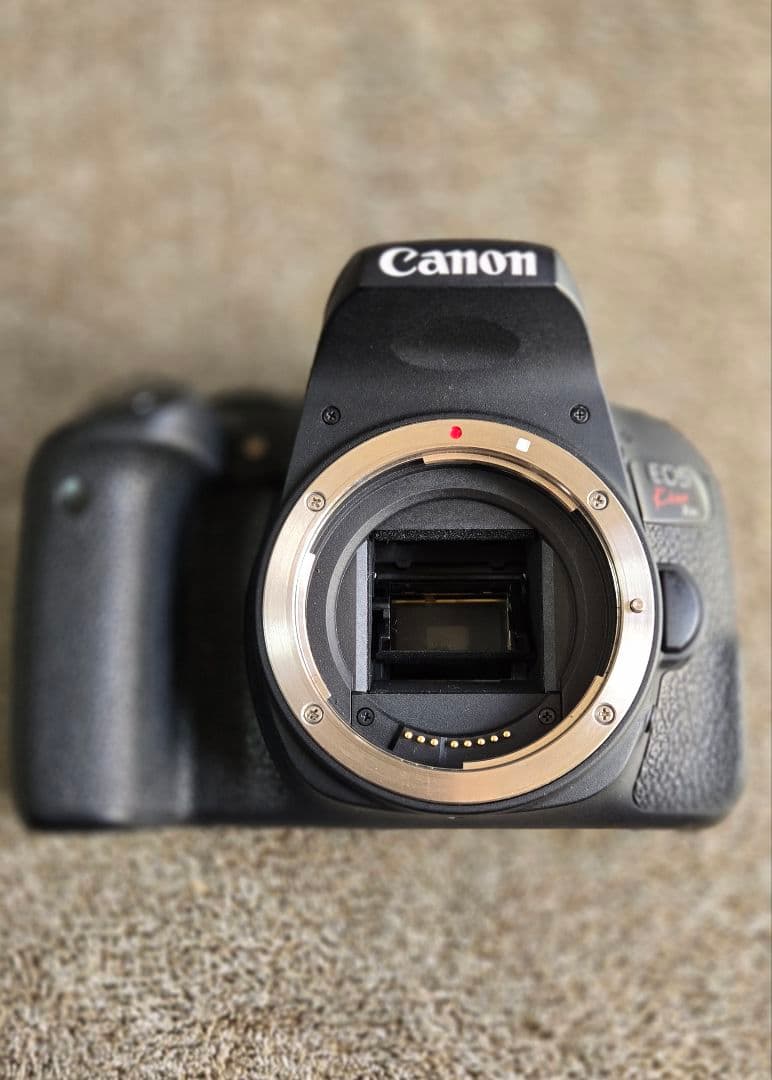 Canon EOS Kiss X9i　本体＋レンズ2本　一眼レフ　カメラ　セット