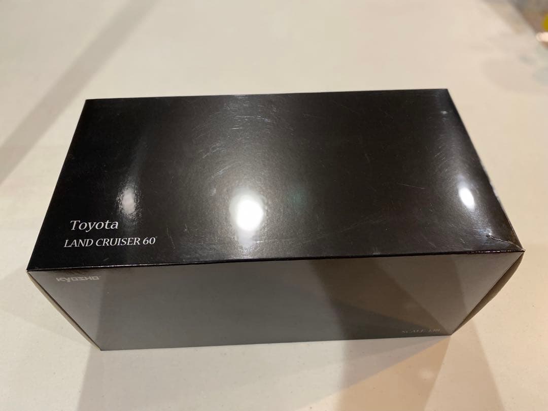 希少！TOYOTA ランドクルーザー 【京商ミニカー 1/18】