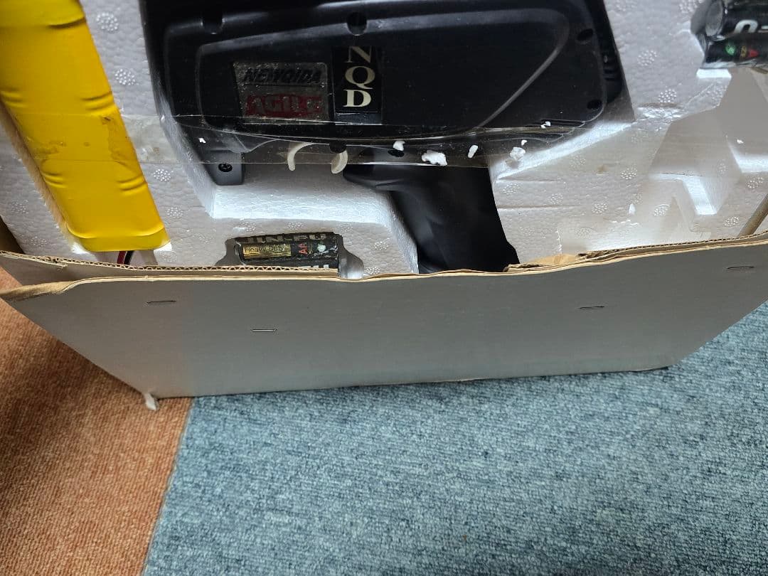 NQD Speed Storm 757 赤いリモコンボート