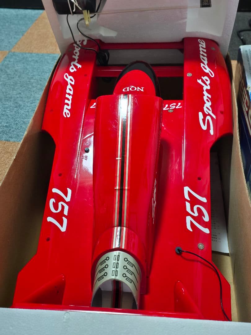 NQD Speed Storm 757 赤いリモコンボート