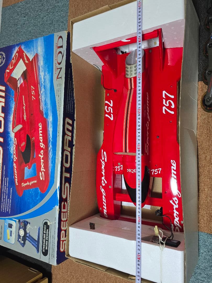 NQD Speed Storm 757 赤いリモコンボート