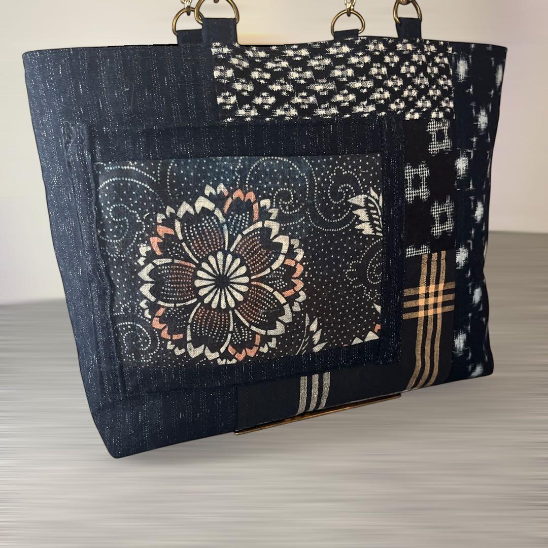 【本革持ち手】古布藍染61\"パッチワークトート　A4収納　軽量　底板付　和モダン