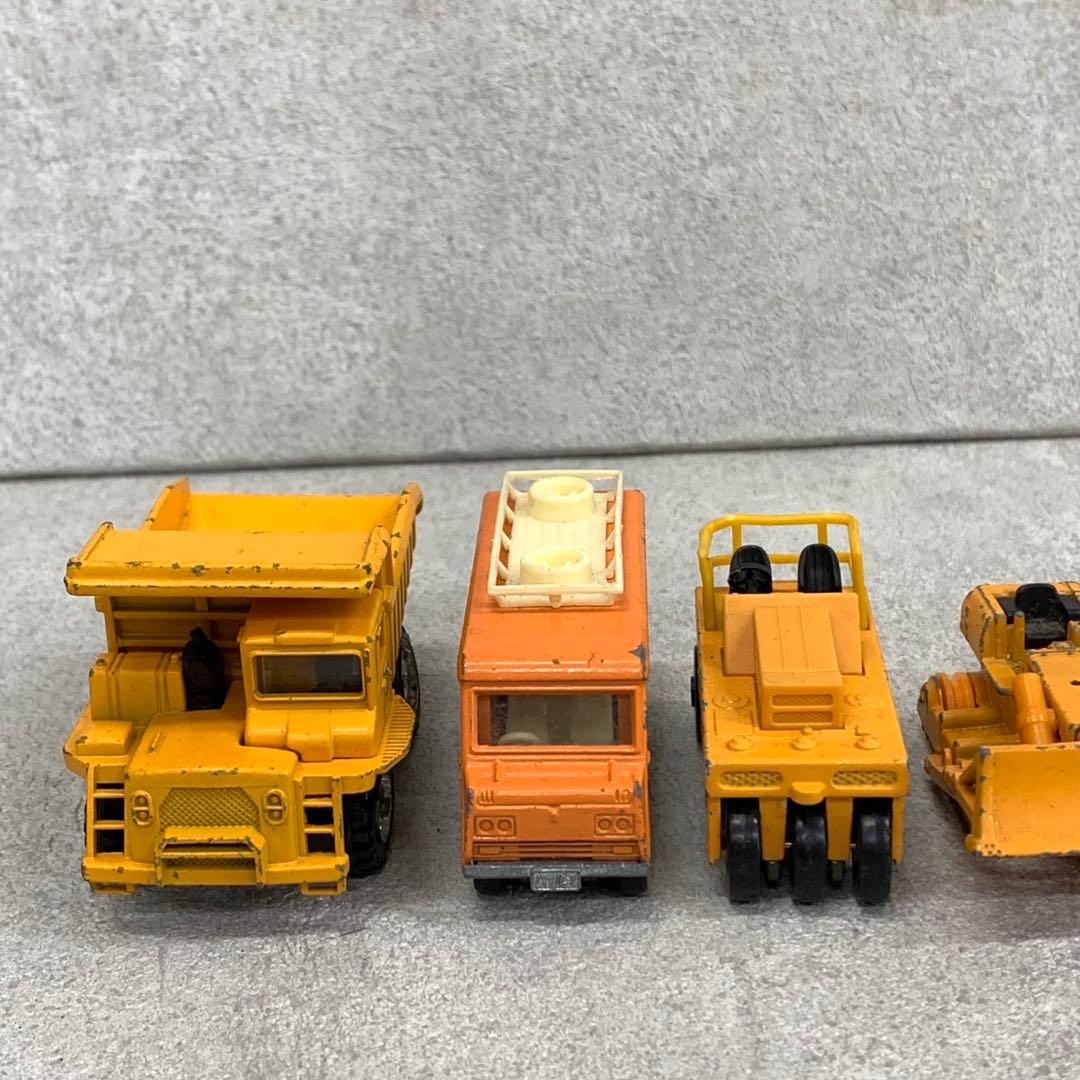 ミニカー 6点 黄色 作業車 油圧式クレーン JAL トミカ いすず