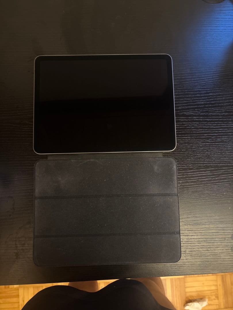 Apple iPad スペースグレー 本体 カバー付き