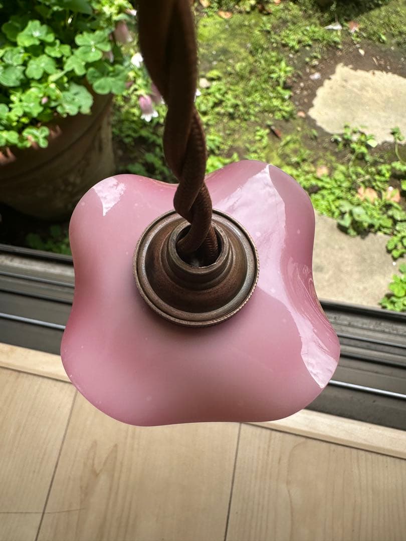 1920年代 フランス アンティーク オパリンローズの可愛らしいアトリエランプ＊