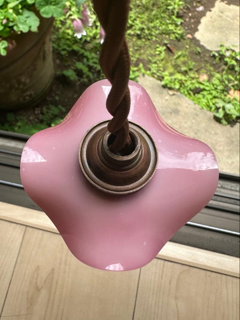 1920年代 フランス アンティーク オパリンローズの可愛らしいアトリエランプ＊