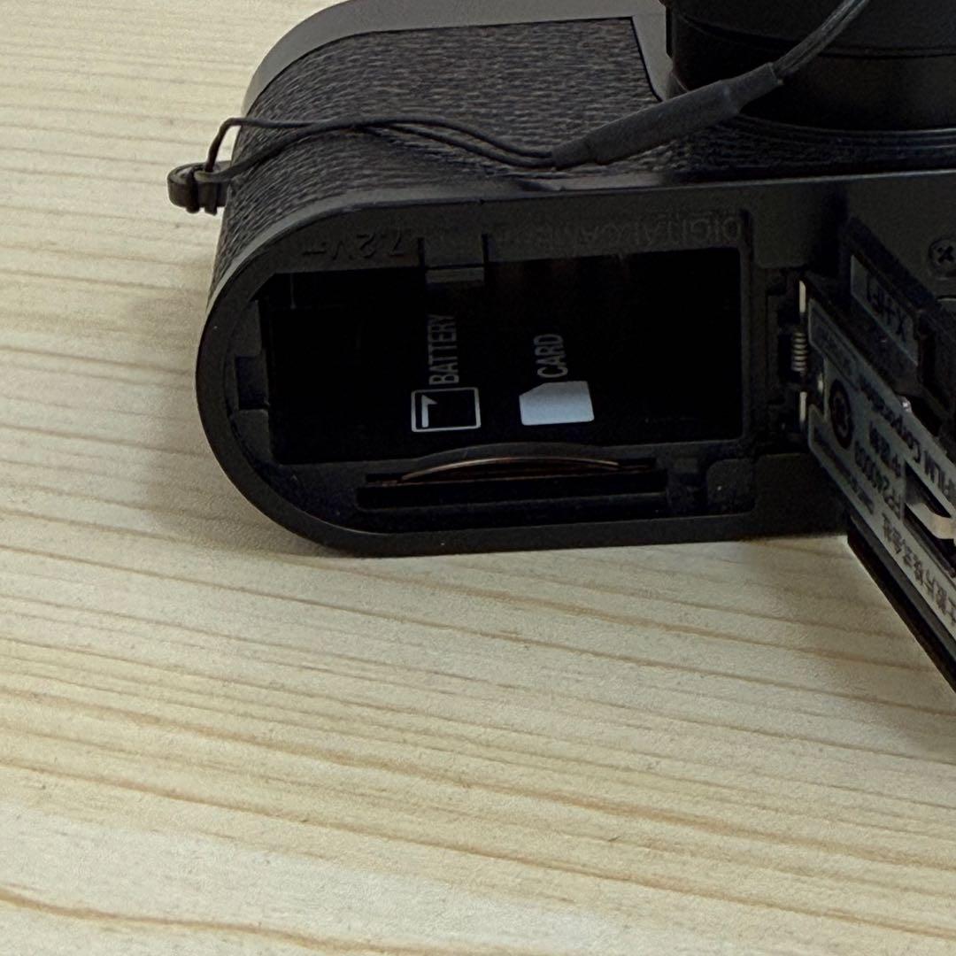 【最終値下げ】FUJIFILM X half コンパクトデジタルカメラ