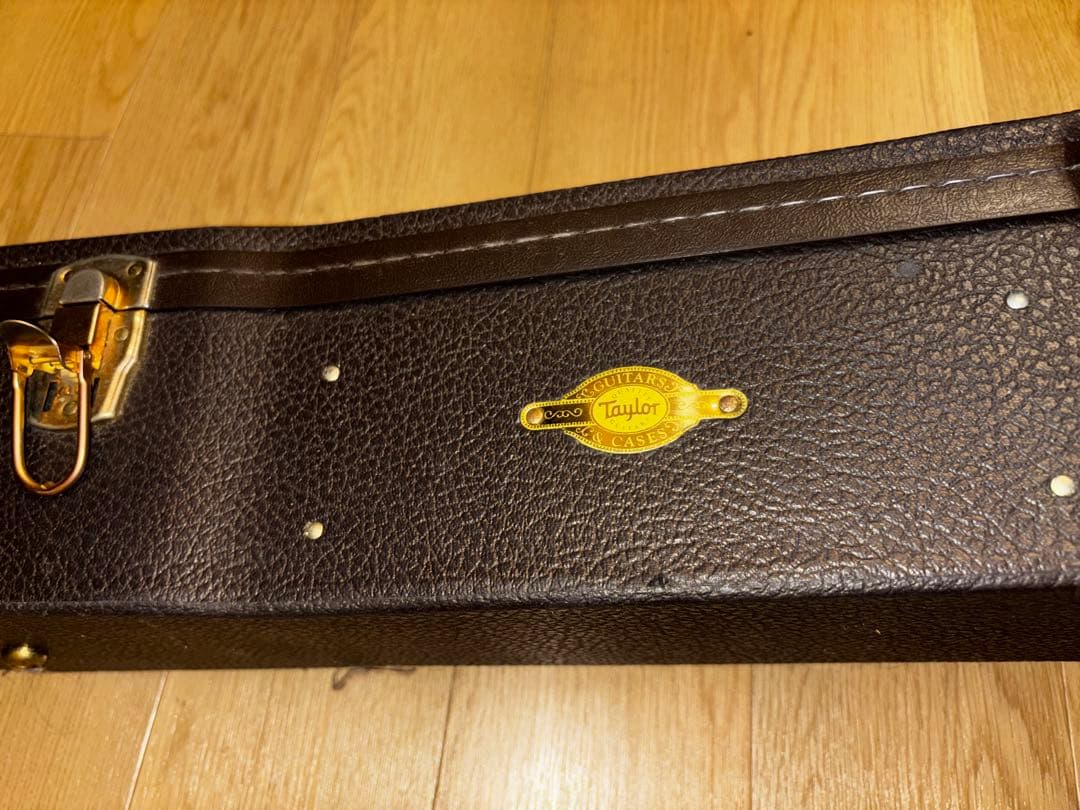 Taylor 810 アコースティックギター ハードケース付